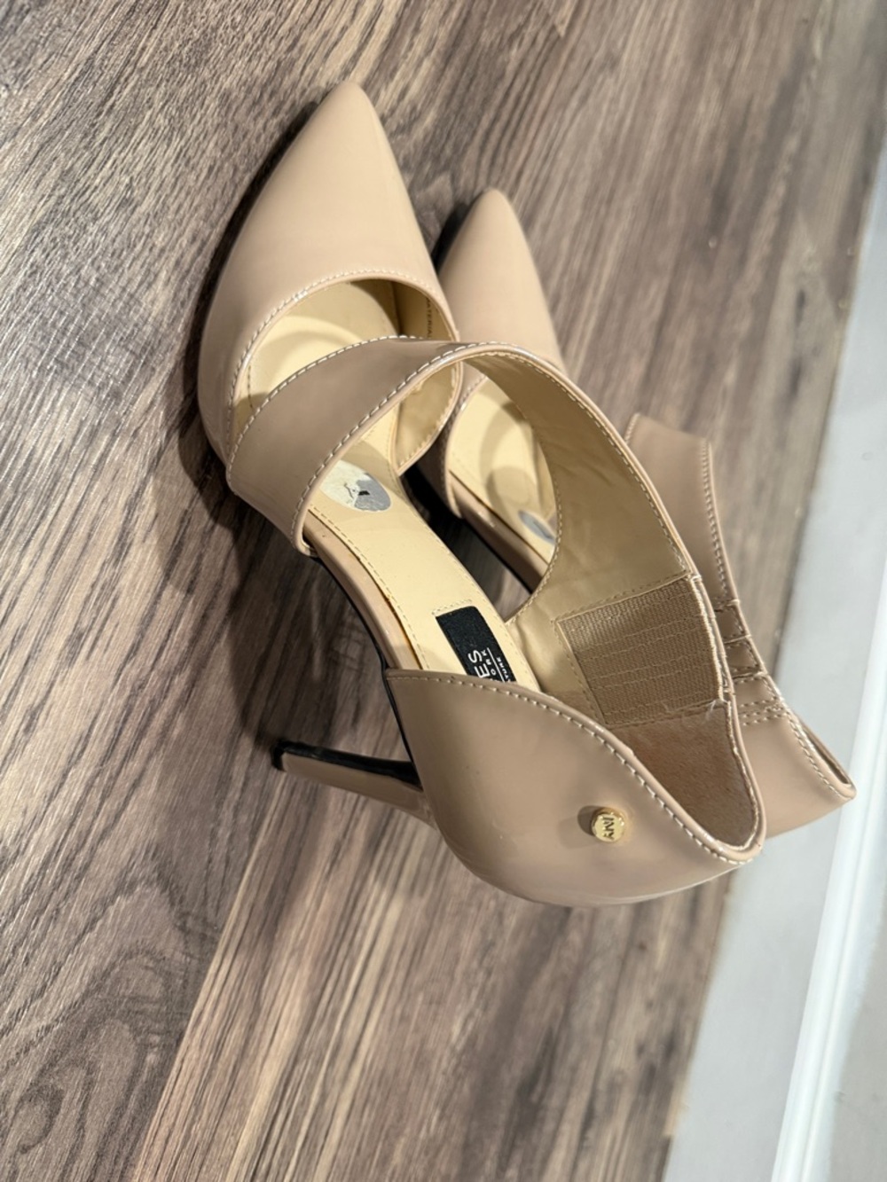 Jones New York Nude Pointed-Toe Cross-Strap Heels - Picture 7 of 7